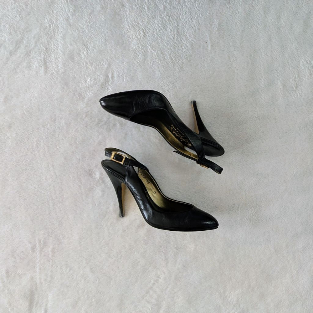 Frederick's of Hollywood Vintage Black Gold Slingback Heels - Size 5